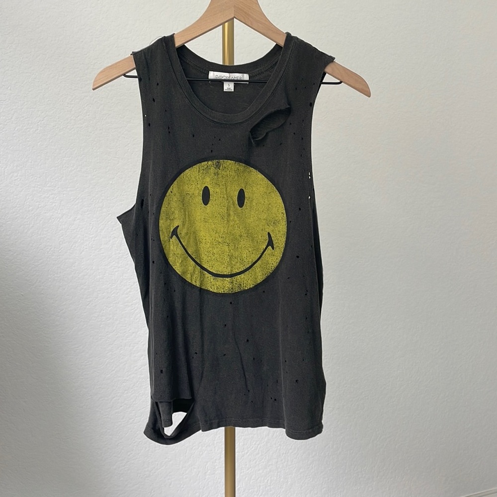 Daydreamer Revolve Distressed Vintage Smiley Happy Face Top S